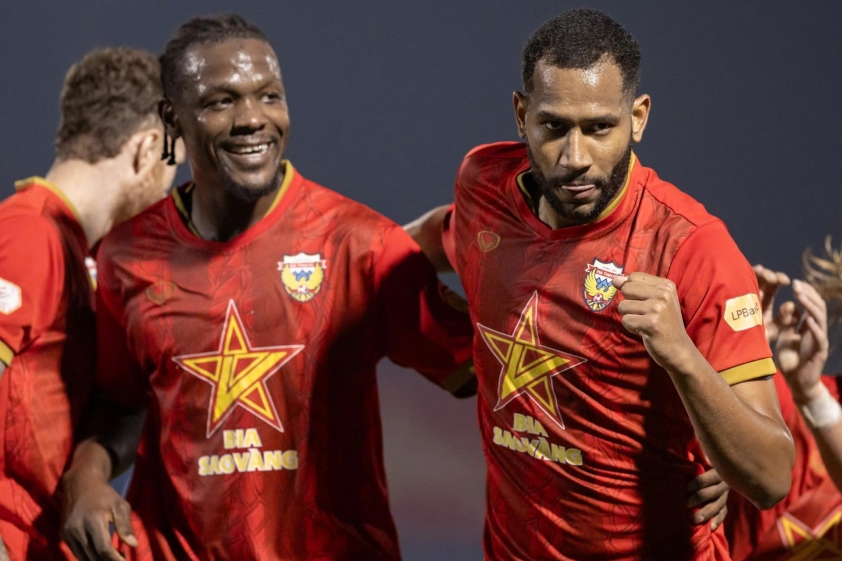 Hà Nội FC chia điểm trước Hà Tĩnh: Trận đấu kịch tính khép lại với tỷ số 1-1