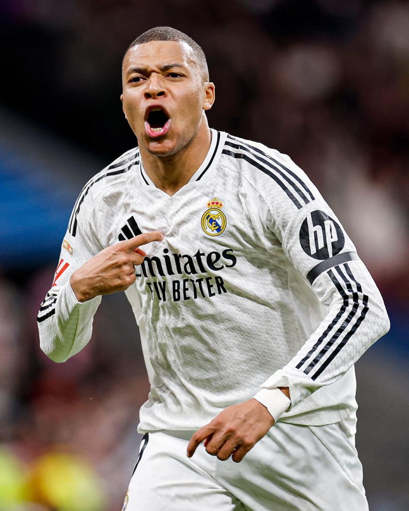 Real Madrid vượt qua Rayo Vallecano với tỷ số 2-1, tiếp tục dẫn đầu La Liga