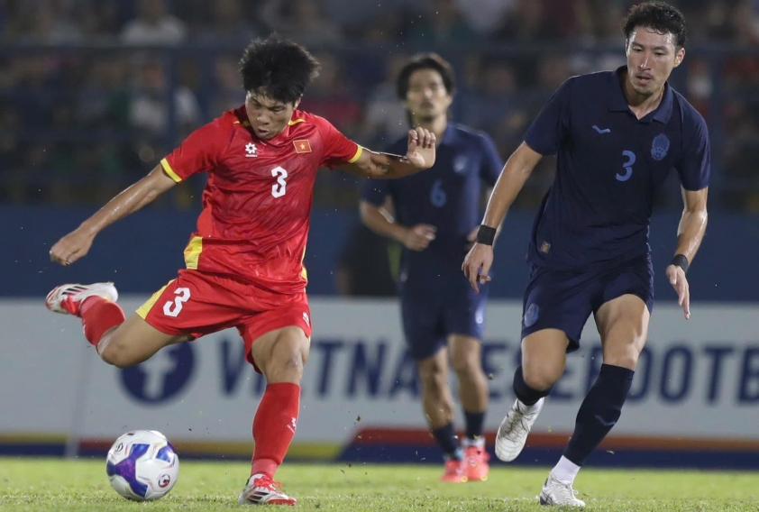HLV Kim Sang Sik: Sự lựa chọn an toàn và những bài toán còn bỏ ngỏ