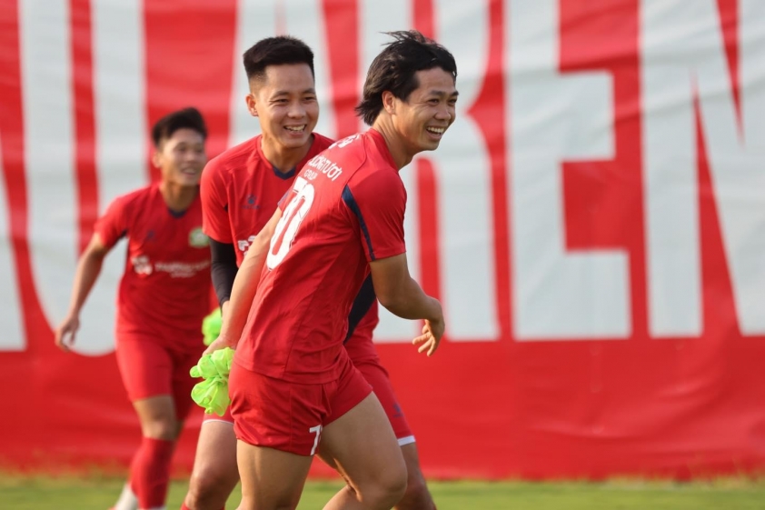 Công Phượng bình phục chấn thương, trở lại rạng rỡ, sẵn sàng chinh phục màu áo ĐTQG