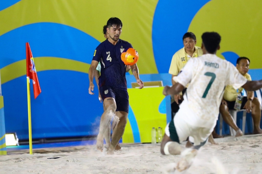 Thái Lan dừng bước ở tứ kết bóng đá bãi biển châu Á 2025