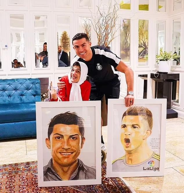 Ronaldo vắng mặt ở Iran: Tin đồn bị phạt roi là sai sự thật?