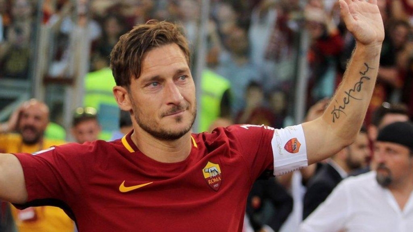 Totti: Messi sẽ không có 8 Quả bóng Vàng nếu chơi cho AS Roma