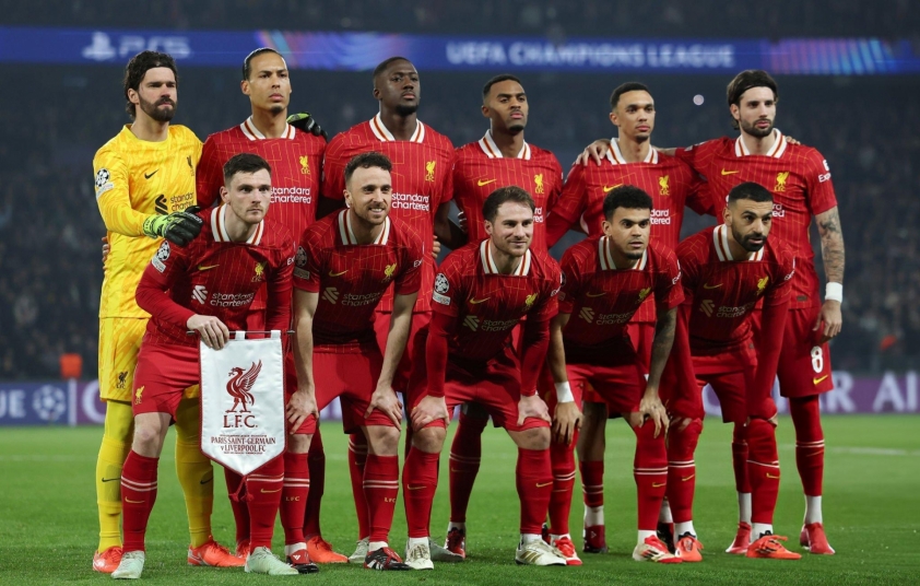 Liverpool đối mặt nguy cơ mất trụ cột trước trận lượt về gặp PSG