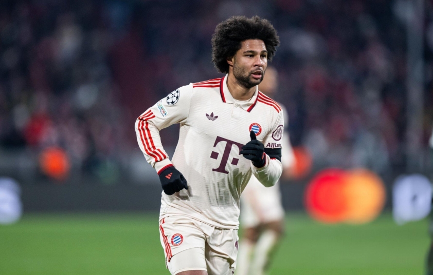 Bayern Munich Bị Cấm Mặc Áo Sân Nhà Tại Champions League