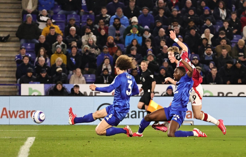 Man Utd đại thắng Leicester 3-0 nhờ phong độ chói sáng của Bruno Fernandes