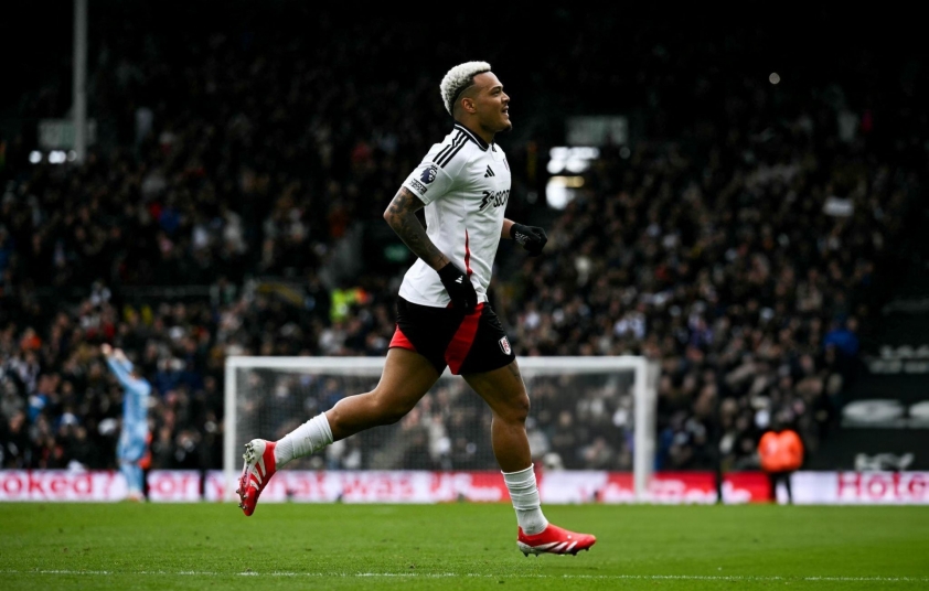 Fulham xuất sắc đánh bại Tottenham với tỷ số 2-0