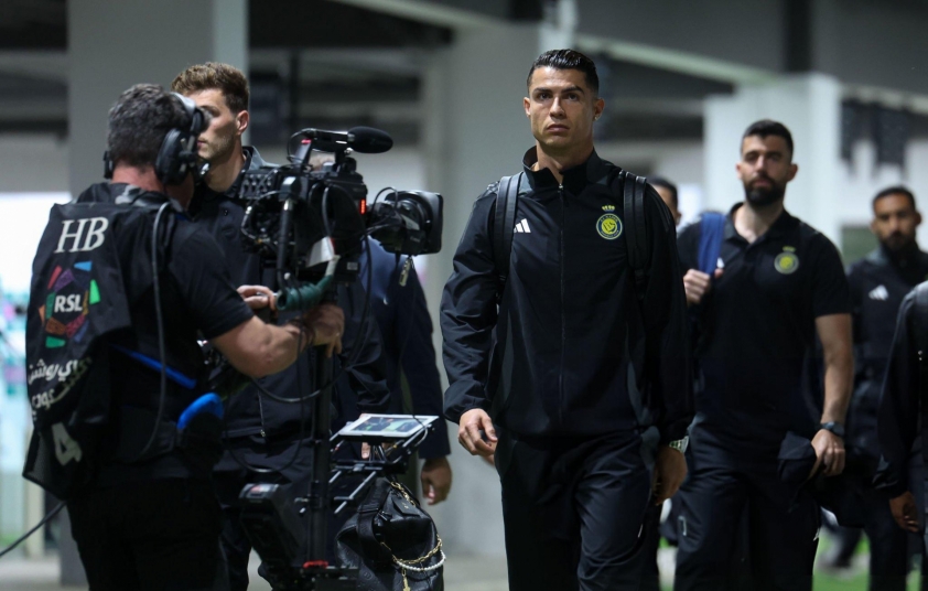 Ronaldo vắng mặt ở Iran: Tin đồn bị phạt roi là sai sự thật?