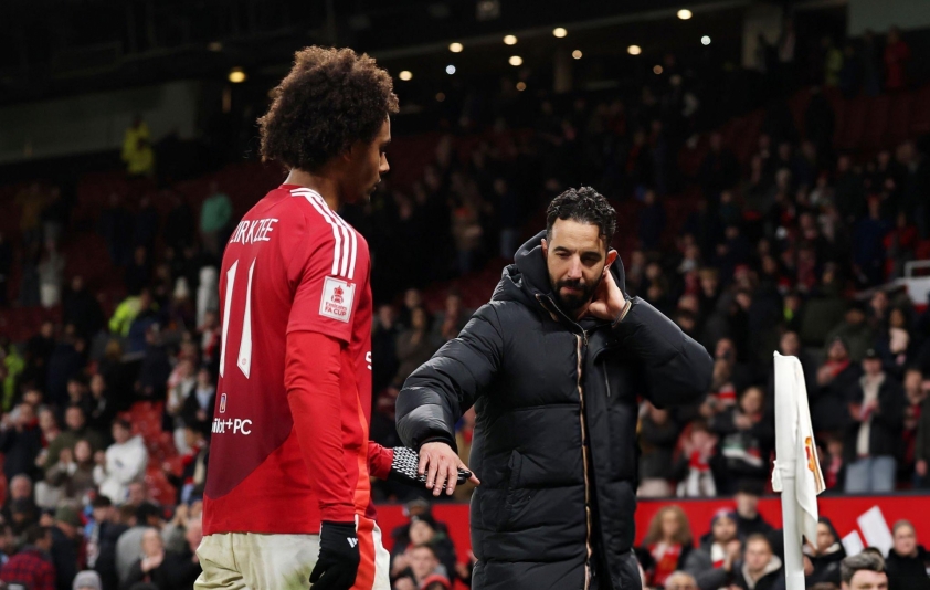 HLV Ruben Amorim: Man Utd hướng đến tương lai sau thất bại tại FA Cup