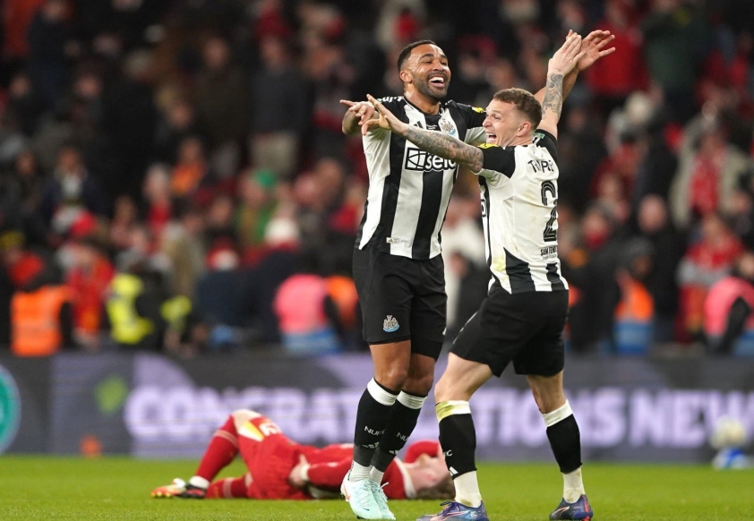 Newcastle United đăng quang Carabao Cup, chấm dứt cơn khát danh hiệu kéo dài hàng thập kỷ