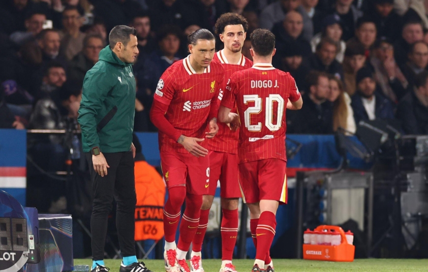 Darwin Nunez: Áp lực thành công và tương lai bất định tại Liverpool