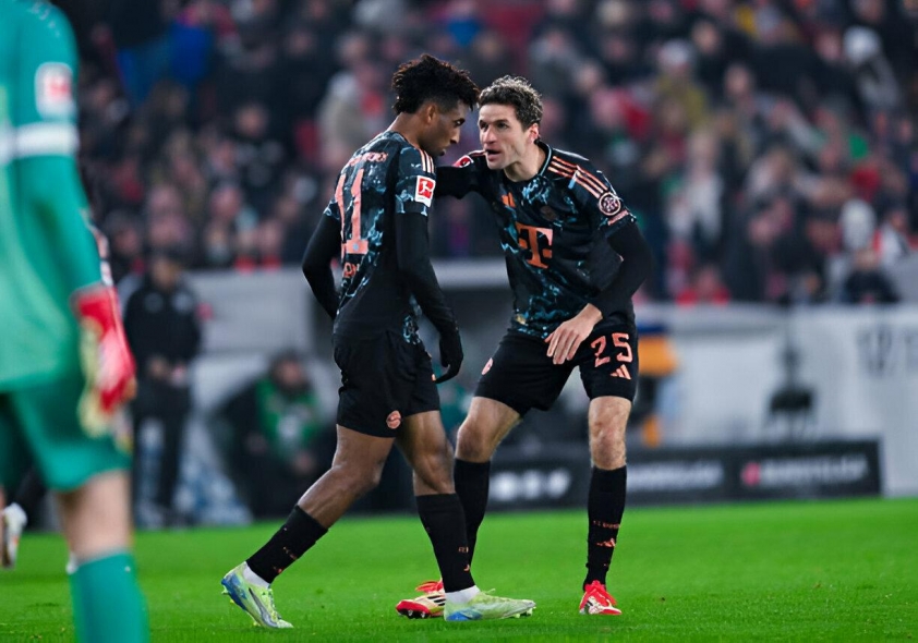 Bayern Munich Vượt Khó Đánh Bại Stuttgart, Củng Cố Ngôi Đầu Bundesliga