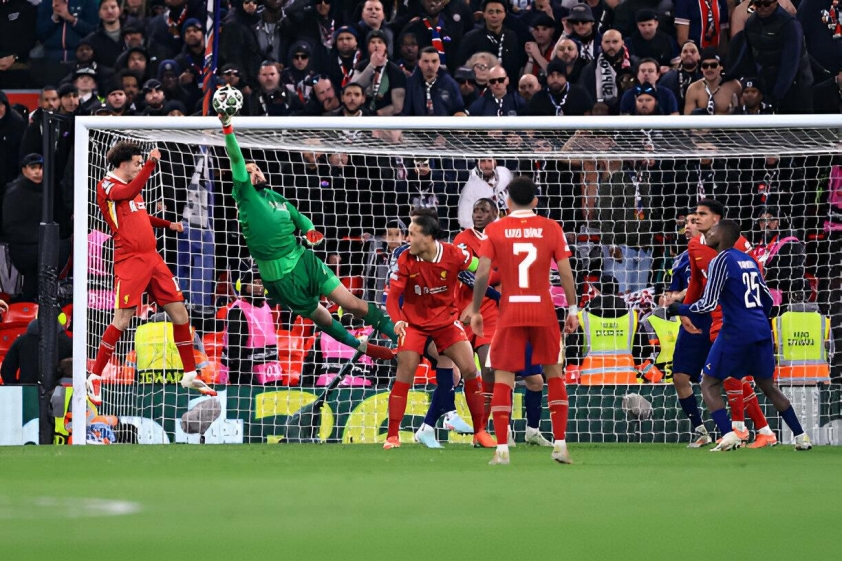 Liverpool Tâm phục khẩu phục trước PSG tại vòng 1/8 Champions League