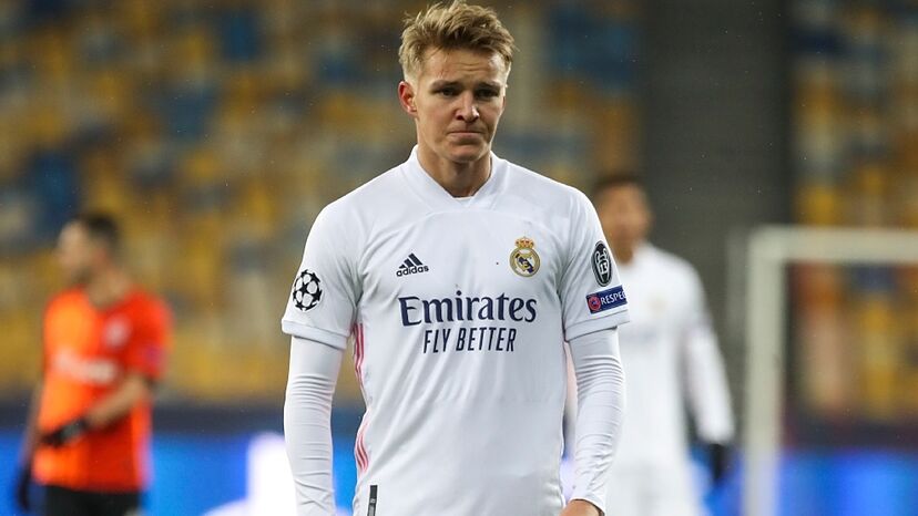 Odegaard: Arsenal sẵn sàng đối đầu Real Madrid, Vinicius là cầu thủ xuất sắc nhất thế giới