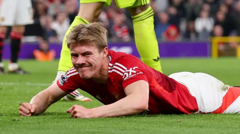 Rasmus Hojlund: Áp lực tại Man United, chú chó cưng và khát vọng tỏa sáng
