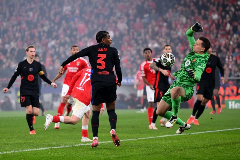 HLV Hansi Flick: Barca Sẵn Sàng Cho Trận Chung Kết Với Benfica, Dù Có Những Thử Thách Khó Khăn
