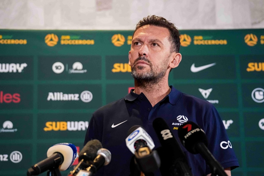 HLV Tony Popovic thận trọng trước thách thức từ ĐT Indonesia