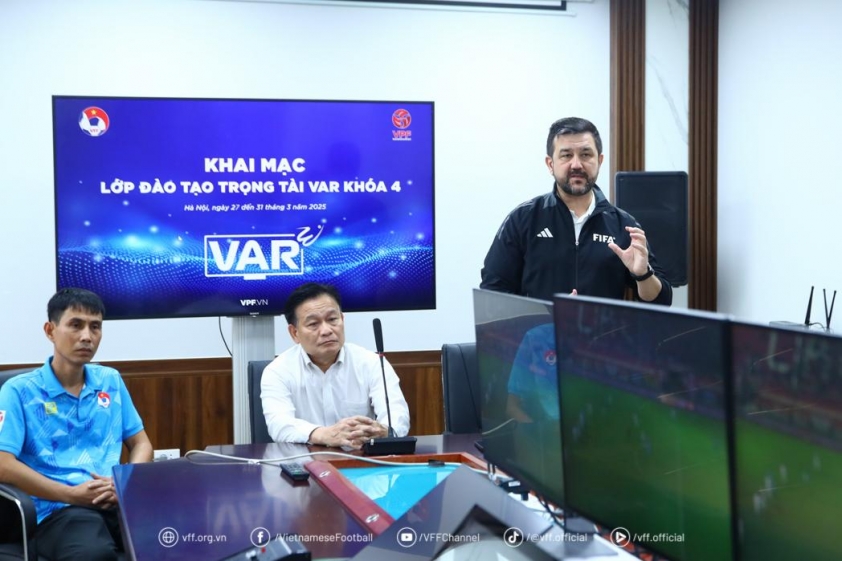 Công nghệ VAR tại Việt Nam: 27 Trọng tài tham gia khóa đào tạo VAR Khóa 4