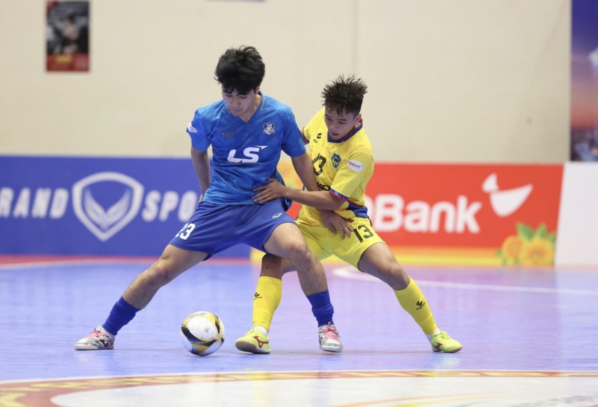 Thái Sơn Nam TP.HCM vững ngôi đầu, cuộc đua vô địch futsal sôi động