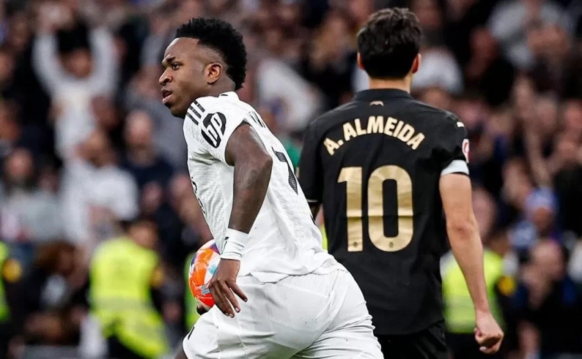 Vinicius Junior: Sánh vai Ronaldo Nazário, lập cột mốc lịch sử tại Real Madrid