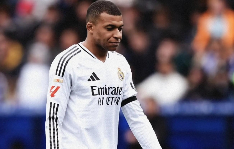 Mbappe nhận thẻ đỏ, Real Madrid đối mặt thách thức lớn