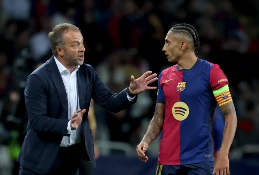 Raphinha nổi giận dữ: Vụ việc với trọng tài, HLV Flick và Ter Stegen gây chấn động Barcelona