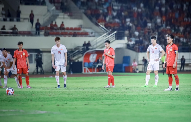 Sao Lào bất ngờ góp mặt trong đội hình ASEAN All-Stars đấu Manchester United