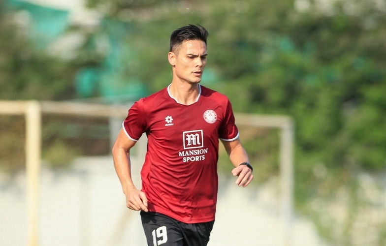 Trung vệ bất đắc dĩ làm thủ môn: Những tình huống khó đỡ ở V-League