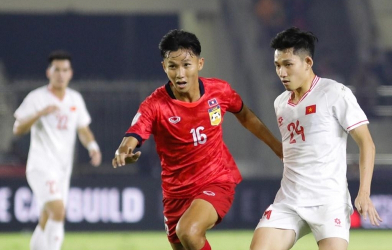FIFA quan tâm đến tiền vệ Damoth Thongkhamsavath - Cầu thủ Lào đầu tiên tại V-League