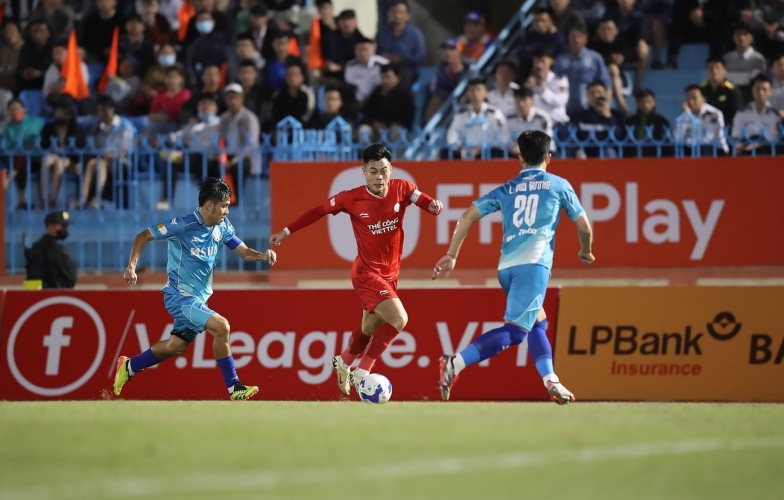 Vòng 21 V-League 2024/25: Gần 10 Cầu Thủ Treo Giò, 2 Quan Chức Bị Đình Chỉ