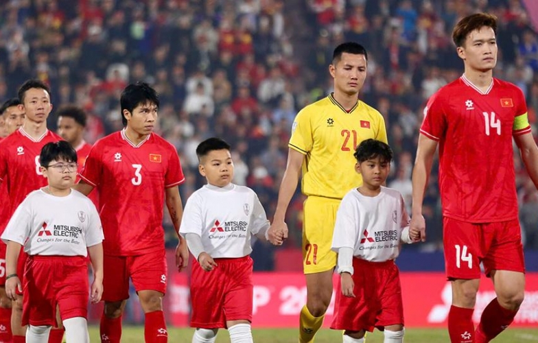 Thủ môn Đình Triệu chấn thương, Hải Phòng hòa Hà Nội 0-0
