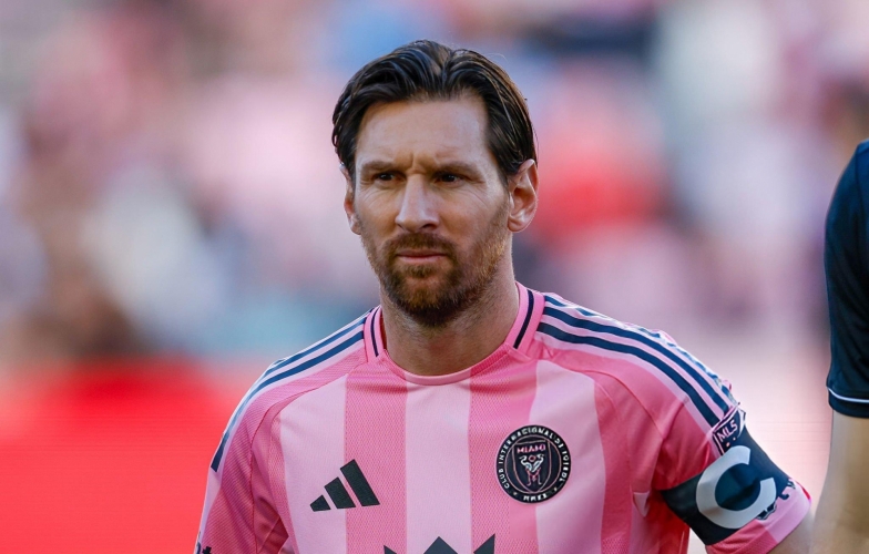 Messi: Thiên tài trầm lặng với những khoảnh khắc nóng nảy hiếm hoi