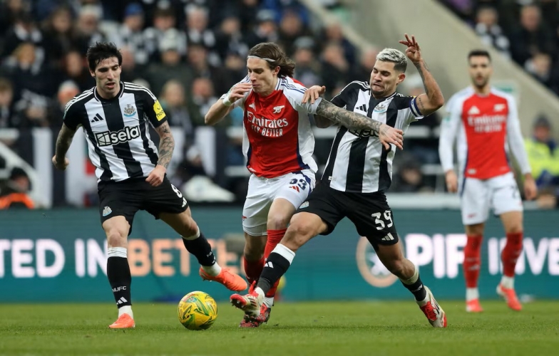 Newcastle United: Áp sát Arsenal, thách thức ngôi Á quân Premier League