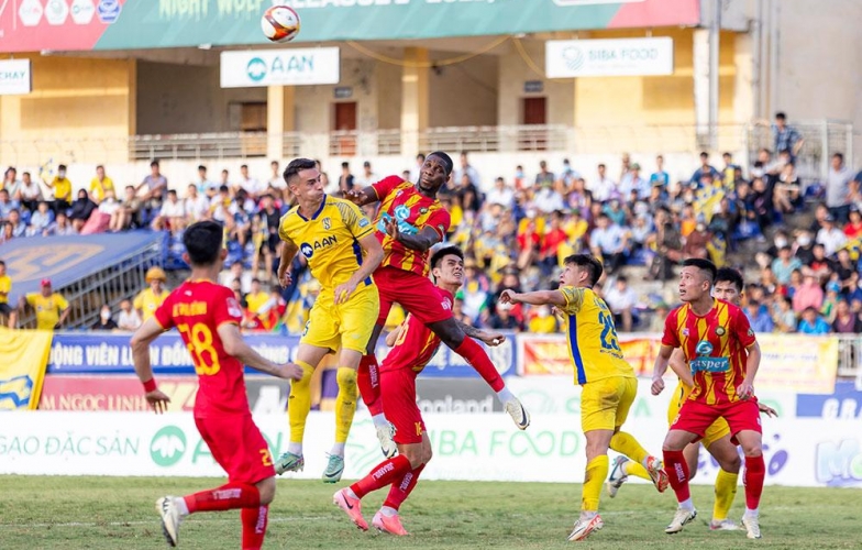 Kết quả bất ngờ: SLNA tạo nên cú sốc trước Thanh Hóa tại vòng 18 V-League 2024/25