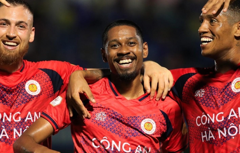 Cao Pendant Quang Vinh: Từ bàn thắng đầu tiên tại V-League đến giấc mơ Đội tuyển Việt Nam