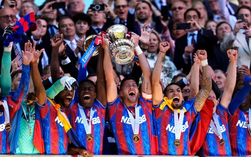 Crystal Palace đăng quang FA Cup: Cột mốc lịch sử và chiến thắng ngoạn mục trước Man City