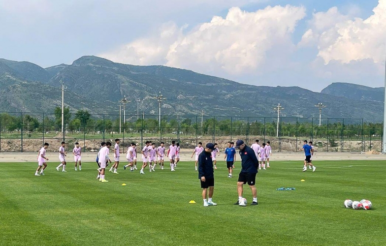 U16 Việt Nam khởi động hành trình tại CFA Team China 2025