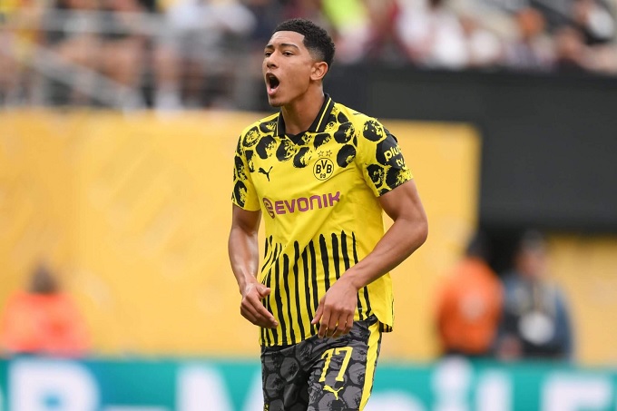 Jobe Bellingham: Tài năng trẻ Dortmund và những bước chân riêng