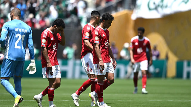 Bão quét FIFA Club World Cup 2025, Palmeiras thắng Al Ahly trong trận đấu gián đoạn