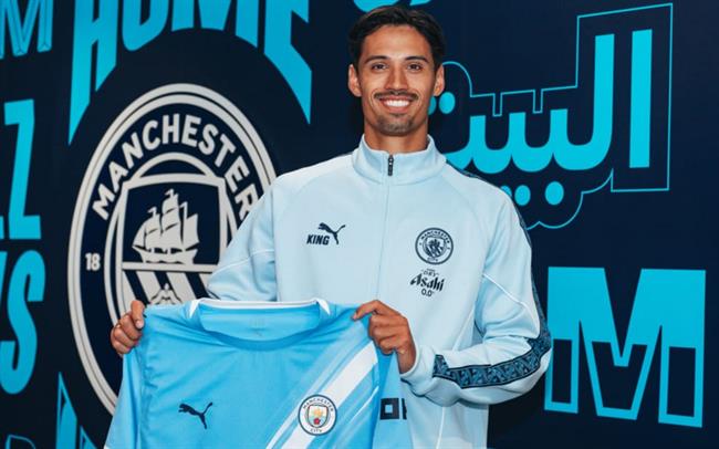 Reijnders: Áp lực danh hiệu tại Man City và giấc mơ Champions League