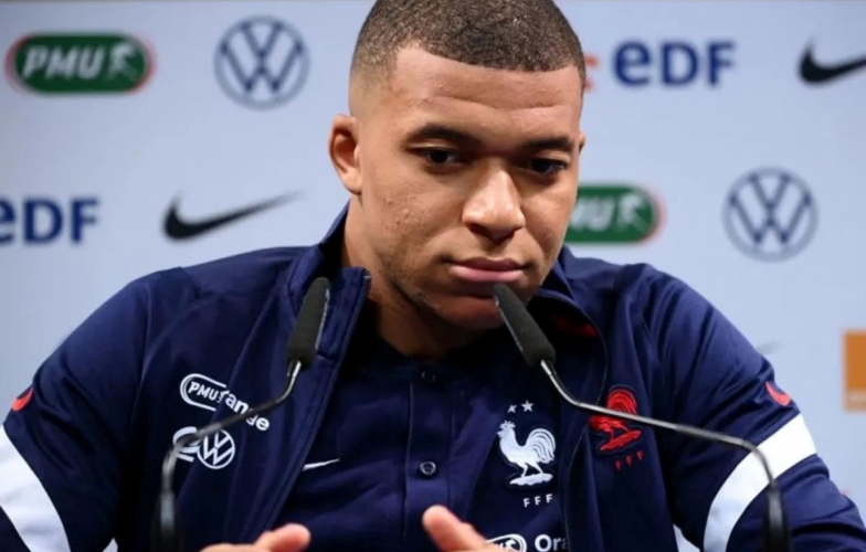 Mbappé gây sốc khi loại Salah khỏi danh sách Quả Bóng Vàng, ủng hộ Dembélé và Yamal