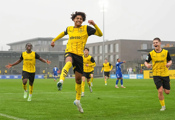 Mathis Albert: Thần đồng 16 tuổi tỏa sáng tại FIFA Club World Cup 2025