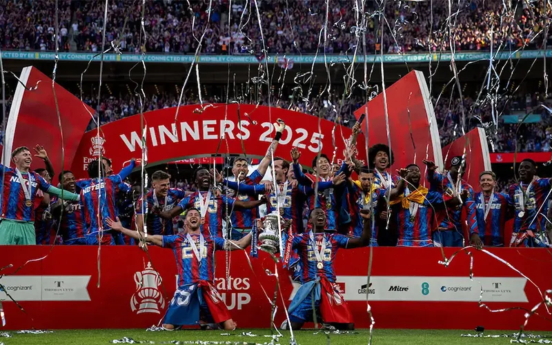 Khoảnh khắc vô địch FA Cup của Crystal Palace