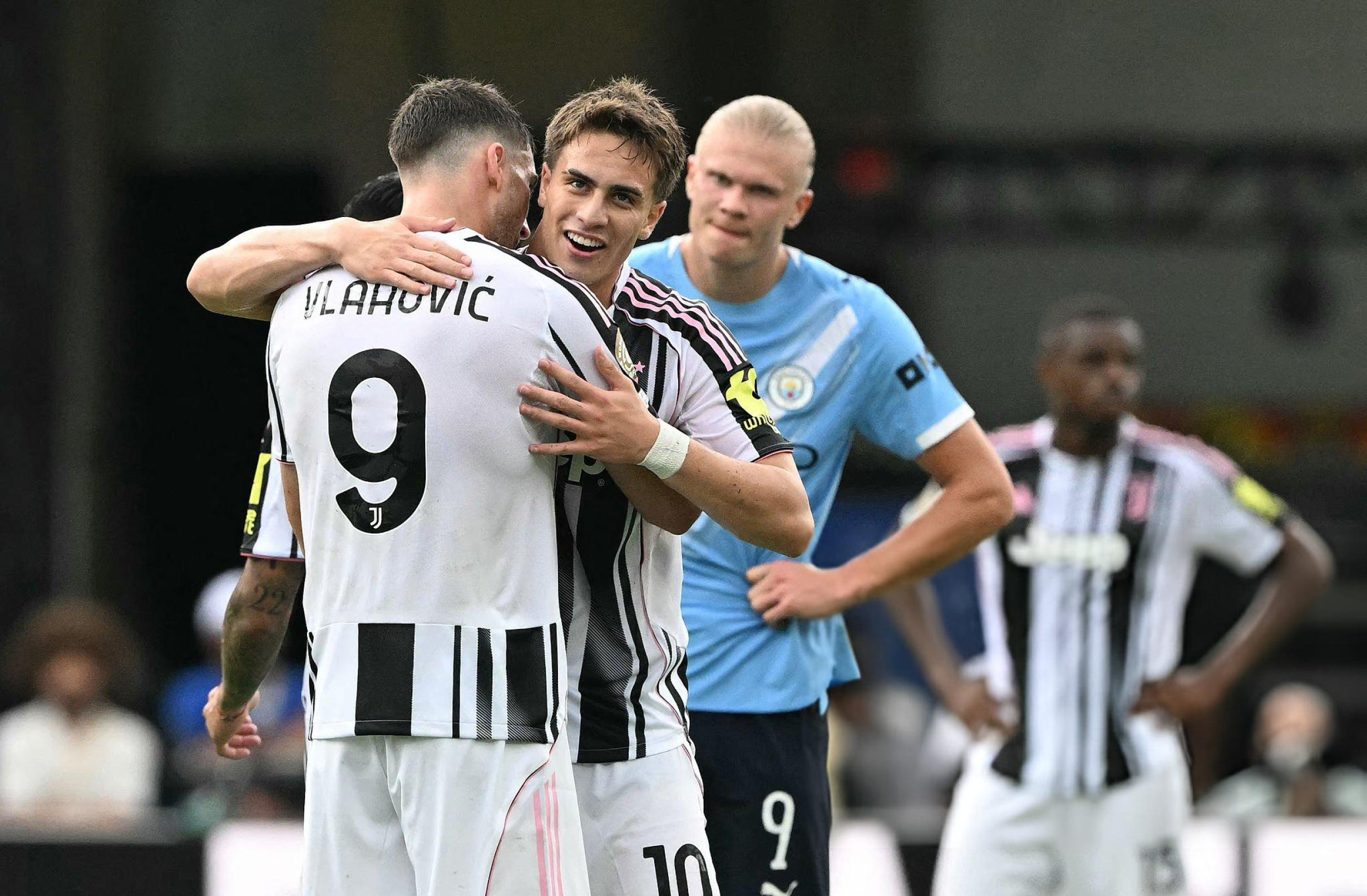 Kenan Yildiz: Ngôi sao trẻ tỏa sáng giữa thảm bại của Juventus trước Manchester City