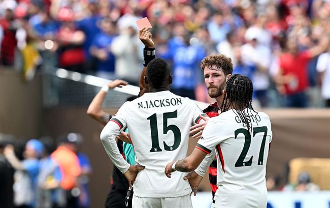 Thẻ đỏ tai hại: Jackson gây tổn thất cho Chelsea, HLV Maresca lên tiếng