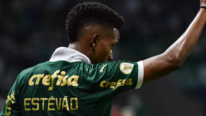 Câu chuyện trớ trêu của Estevao: Ngôi sao Brazil trẻ tuổi đứng giữa hai làn đạn Chelsea và Palmeiras