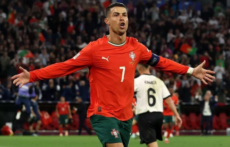 Ronaldo lập kỷ lục, đưa Bồ Đào Nha vào chung kết UEFA Nations League