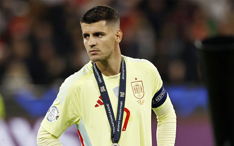 Morata ám chỉ chia tay đội tuyển Tây Ban Nha sau cú sút định mệnh
