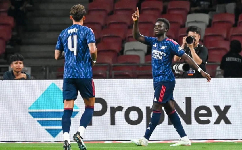 Arsenal đánh bại AC Milan trong trận giao hữu tiền mùa giải 2025-2026