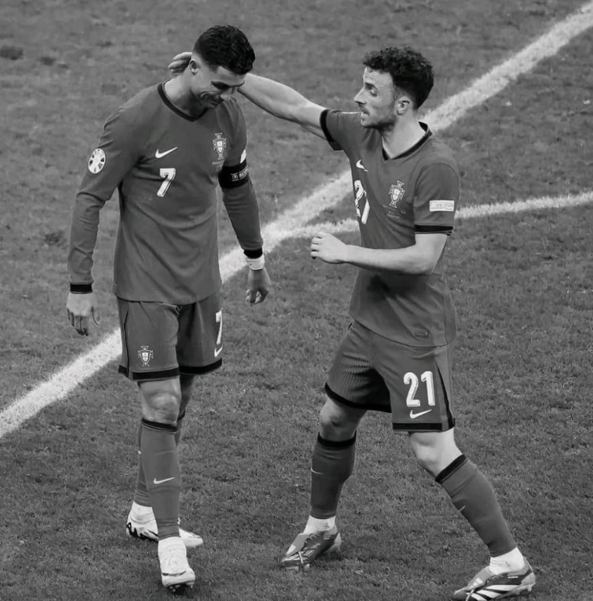 Ronaldo vắng mặt tang lễ Diogo Jota: Sự tôn trọng hay sự thiếu sót?